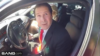 Caught on CCTV! wifey sucks off cop to get her husband off